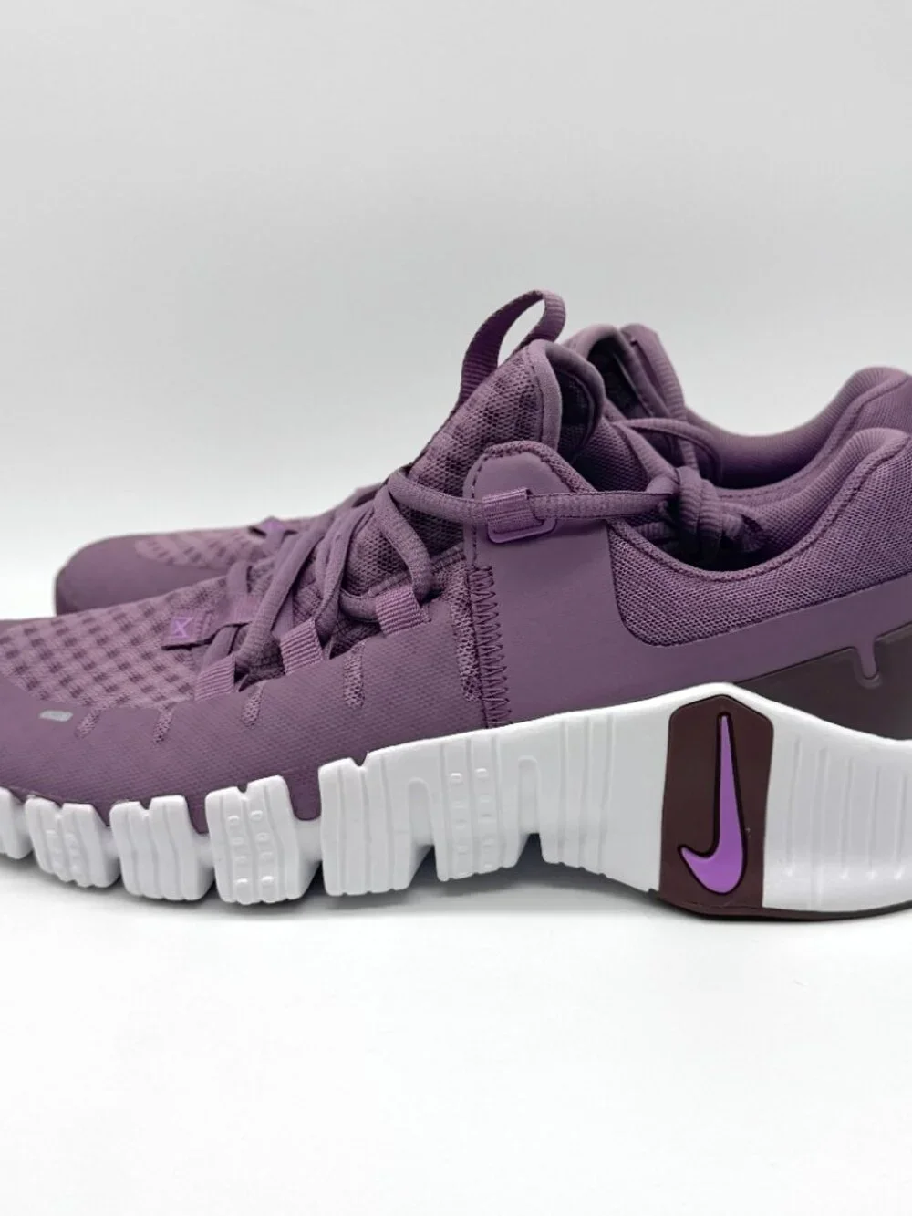 Nike Womens Metcon 5 Mauve Purple Sz 7.5 New w/o Box DV3950-500 Activewear